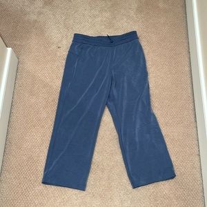 Lululemon Softstreme High-Rise Straight-Leg Cropped Pant pitch blue - size 10